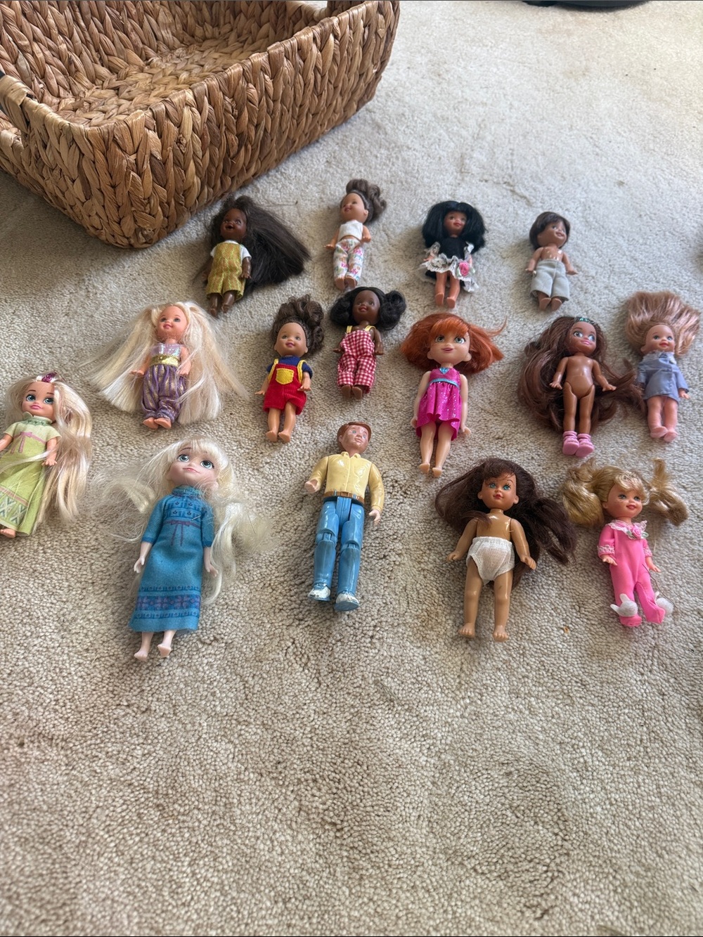 Lot of 15 Barbie style dolls